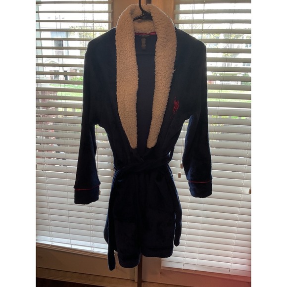 U.S. Polo Assn. Plush Robe Sherpa Collar Belted Pockets Loungewear L/G - Picture 2 of 10